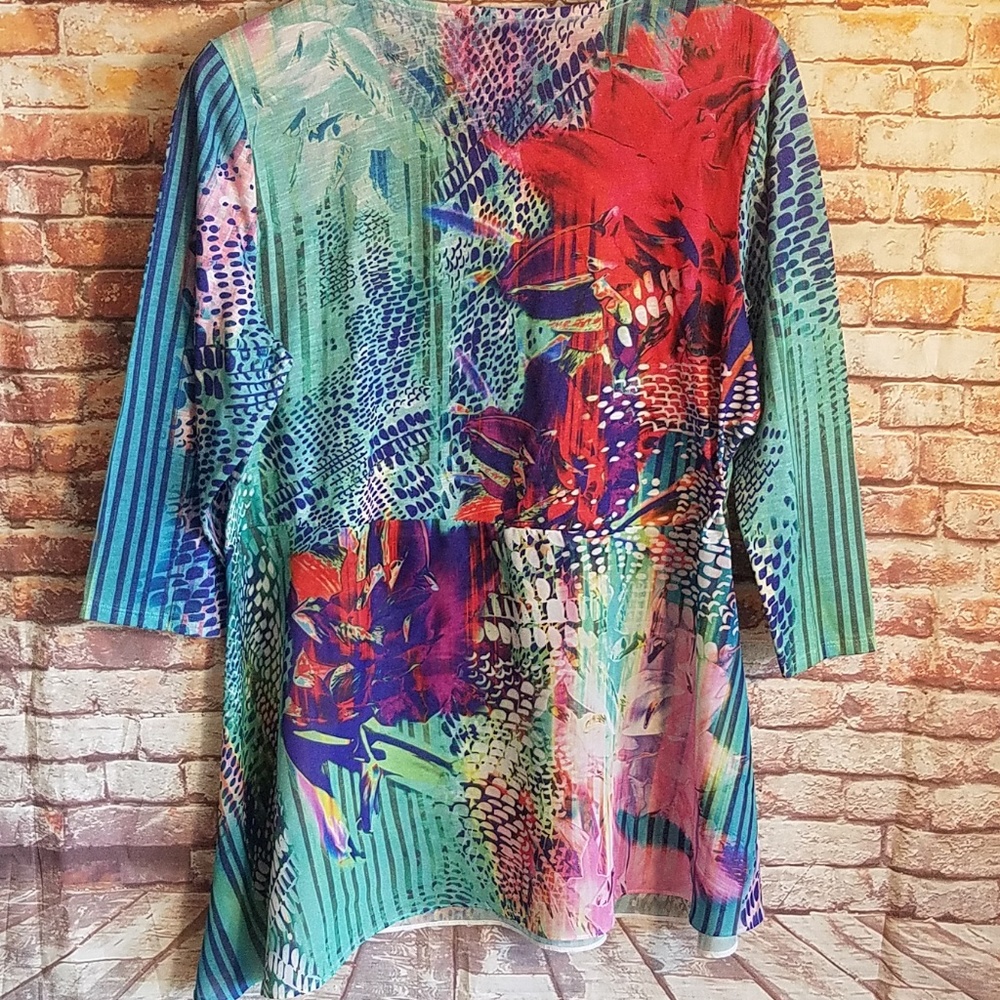B.L.E.U. beautiful colored asymmetrical shirt - Picture 5 of 7